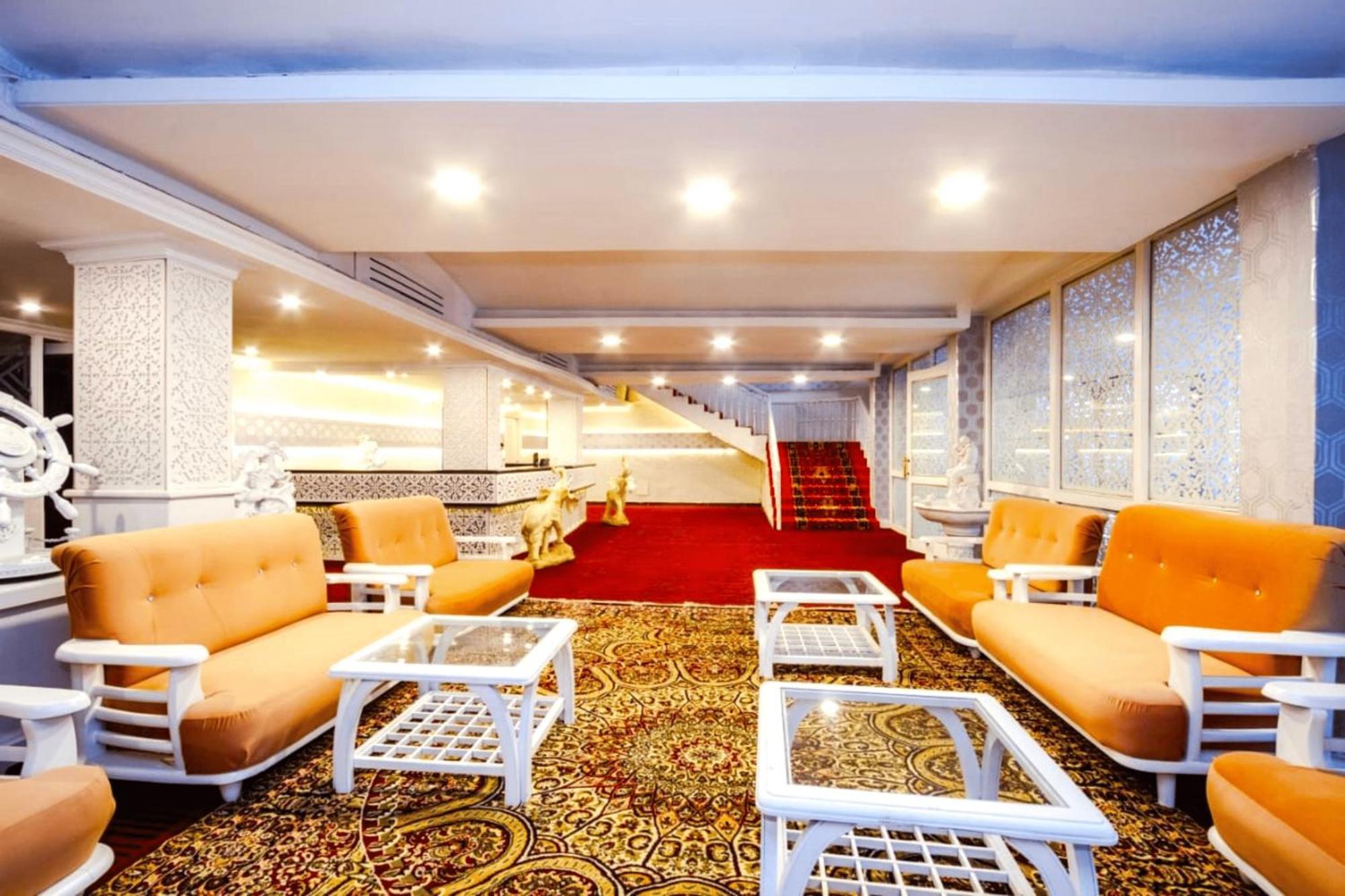 Hotel Snow Princess Manāli Exteriör bild